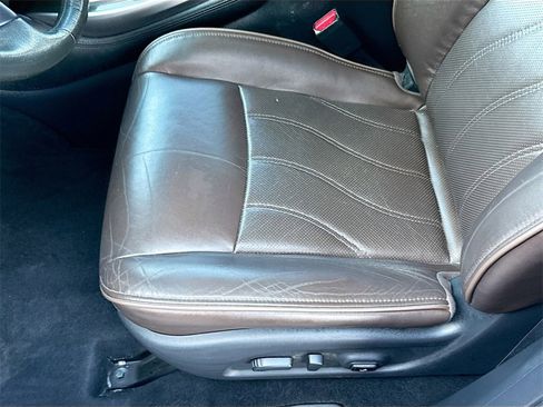 Used 2013 INFINITI JX35 Base w/ Premium Pkg image 21