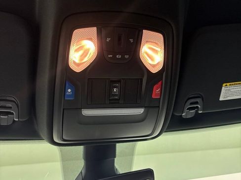 Used 2021 RAM 1500 Big Horn AWD/4WD image 14