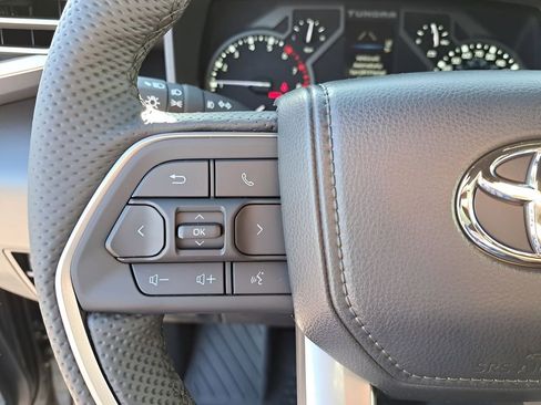 New 2026 Toyota Tundra SR5 AWD/4WD image 18
