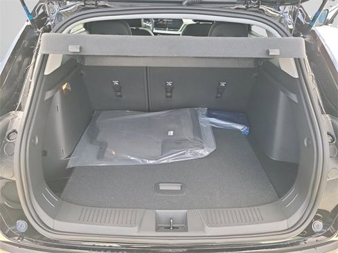 New 2026 Chevrolet Trax LT w/ Driver Confidence Package image 9