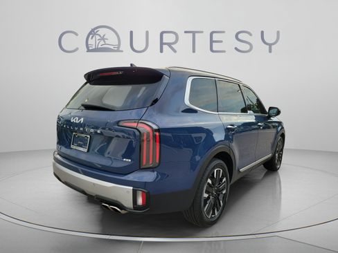 Used 2023 Kia Telluride SX Prestige AWD/4WD image 3