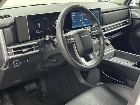 Certified 2025 Hyundai Santa Fe SEL AWD/4WD image 11