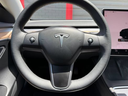 Used 2022 Tesla Model 3 RWD image 26