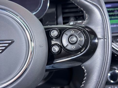 Used 2021 MINI Cooper SE w/ 8.8" Touchscreen Nav Package FWD image 11