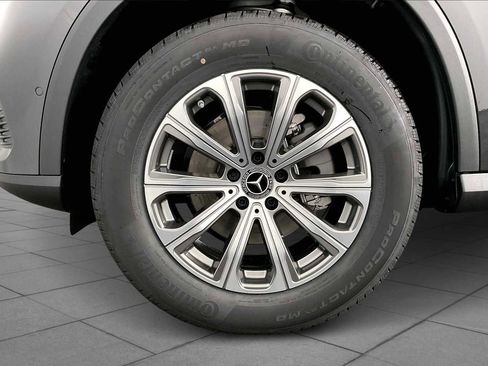 New 2025 Mercedes-Benz GLC 300 4MATIC image 16