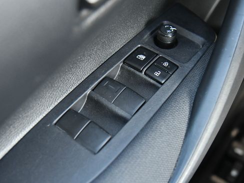 Used 2024 Toyota Corolla LE image 31