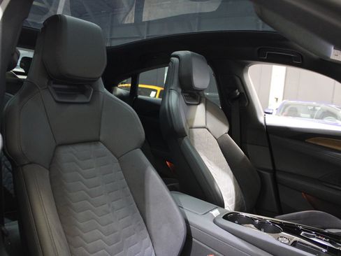 Used 2023 Audi e-tron GT Premium Plus w/ Executive Package AWD/4WD image 8
