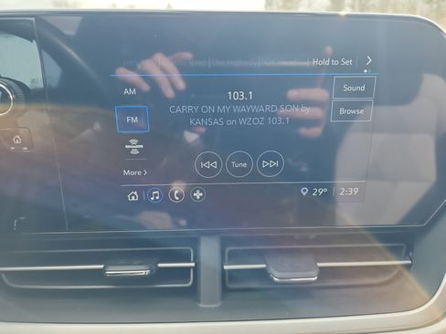 Certified 2024 Chevrolet Trax RS image 15