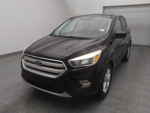 Used 2017 Ford Escape SE image 15