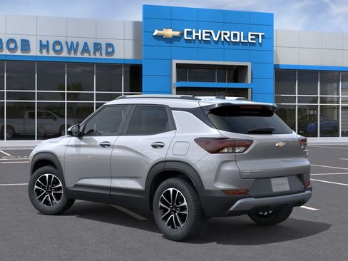 New 2026 Chevrolet TrailBlazer LT AWD/4WD image 3