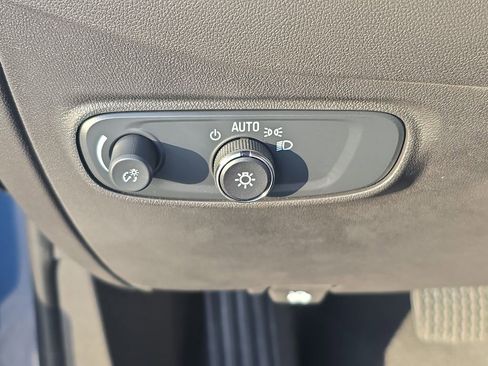 Used 2024 Chevrolet Equinox LS w/ Driver Confidence II Package image 25