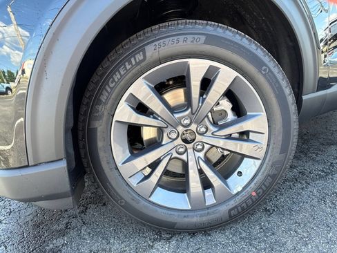 New 2026 Ford Explorer Active w/ Active Comfort Package AWD/4WD image 45