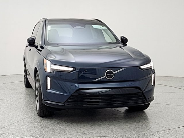 New 2026 Volvo EX90 Ultra AWD/4WD image 2