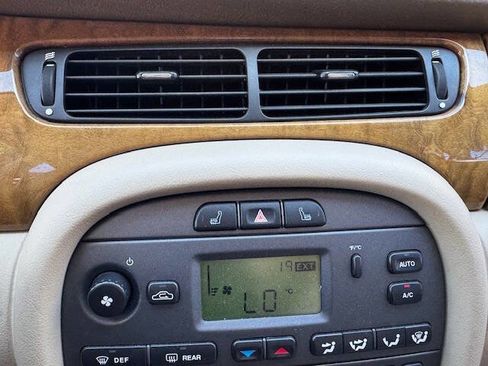 Used 2005 Jaguar X-TYPE 3.0 image 42