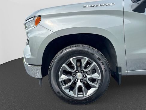 Used 2024 Chevrolet Silverado 1500 LT AWD/4WD image 14