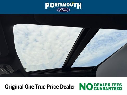 Used 2025 Ford F150 Raptor w/ Equipment Group 803A Raptor R image 8