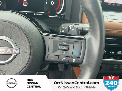 Used 2024 Nissan Rogue Platinum w/ Platinum Premium Package image 14