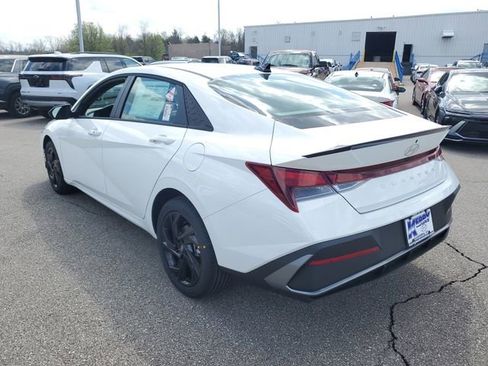 New 2026 Hyundai Elantra Sport FWD image 3