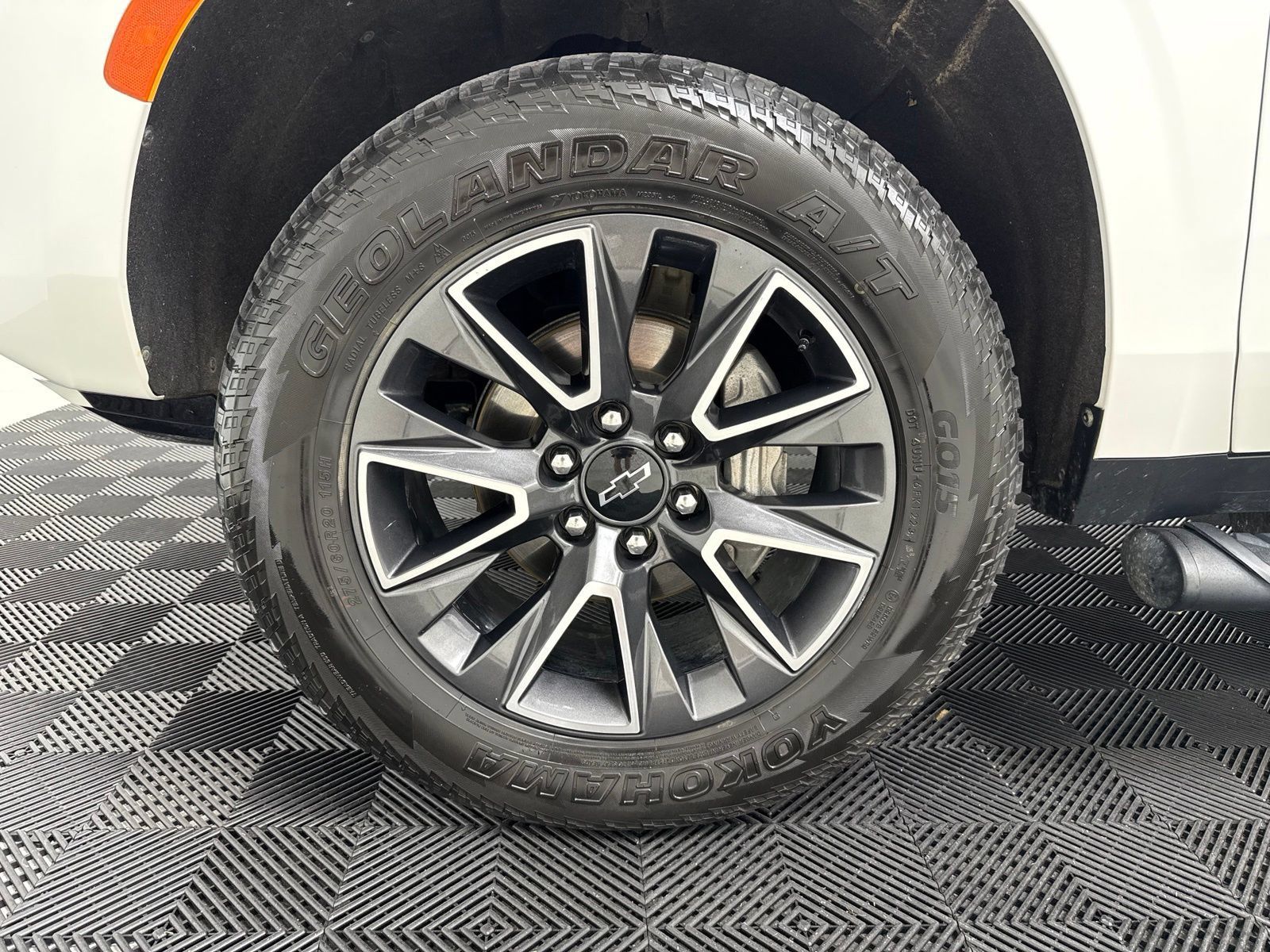Used 2022 Chevrolet Tahoe Z71 AWD/4WD image 11
