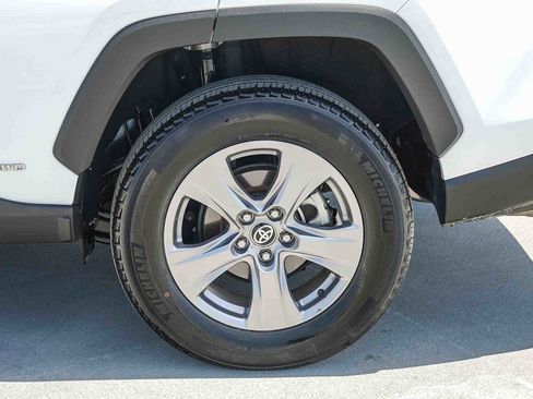 Certified 2025 Toyota RAV4 XLE AWD/4WD image 13