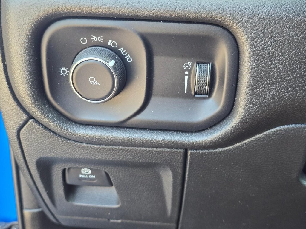 Used 2023 RAM 1500 Big Horn AWD/4WD image 21