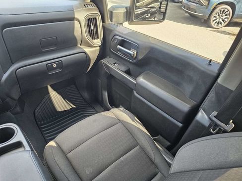 Used 2024 Chevrolet Silverado 2500 Custom w/ Custom Convenience Package RWD image 15