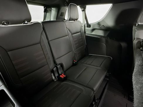 Used 2026 GMC Yukon XL AT4 Ultimate AWD/4WD image 33