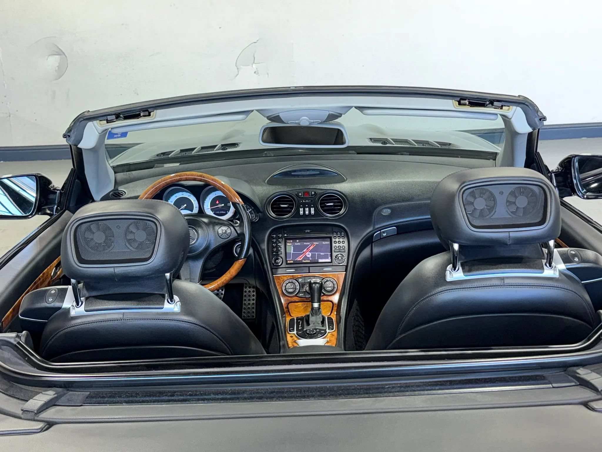 Used 2009 Mercedes-Benz SL 550 image 17