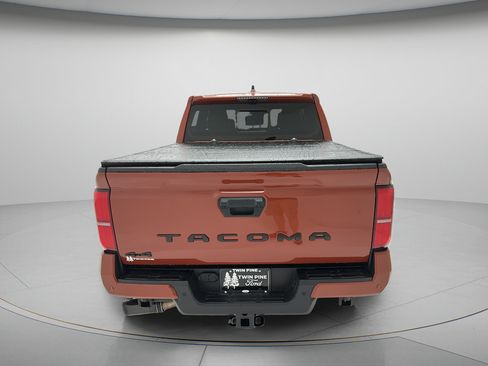 Used 2025 Toyota Tacoma TRD Sport w/ TRD Sport Premium Package AWD/4WD image 8