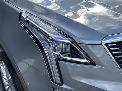 Certified 2025 Cadillac XT5 Luxury image 7