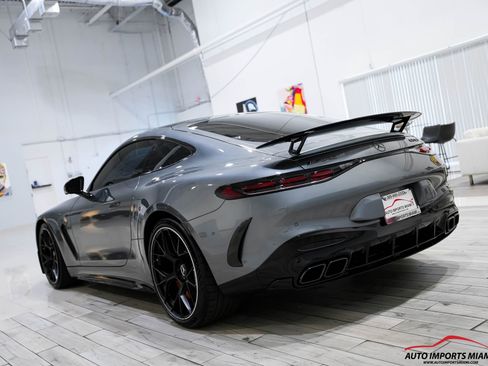 Used 2025 Mercedes-Benz AMG GT 63 image 17