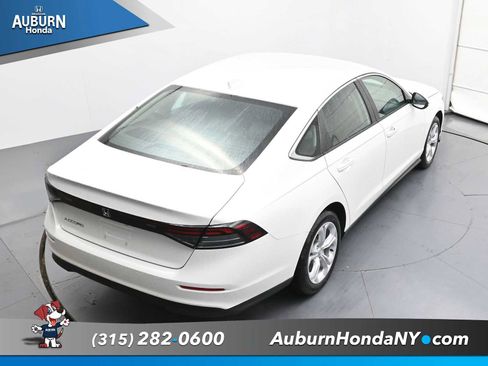 New 2025 Honda Accord LX image 29
