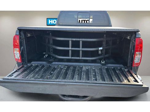 Used 2016 Nissan Frontier SV w/ SV Value Truck Package image 9