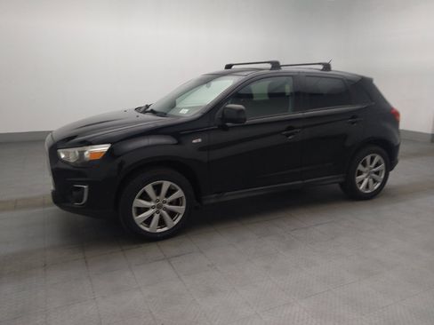 Used 2015 Mitsubishi Outlander Sport ES FWD image 2