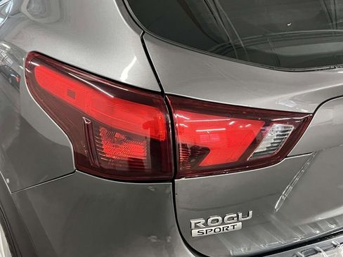 Used 2019 Nissan Rogue Sport SV w/ All-Weather Package image 11