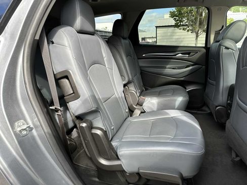 Used 2021 Buick Enclave Essence w/ Sound and Sites Package AWD/4WD image 18