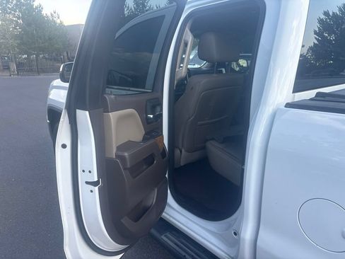 Used 2015 GMC Sierra 1500 SLT w/ Driver Alert Package AWD/4WD image 14