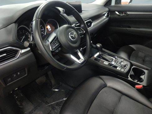 Used 2019 MAZDA CX-5 Touring image 19