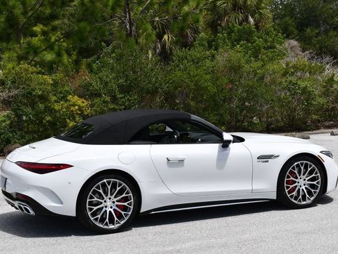 Used 2024 Mercedes-Benz SL 55 AMG 4MATIC image 44