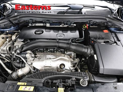 Used 2023 Mercedes-Benz GLA 250 4MATIC w/ Premium Package image 7