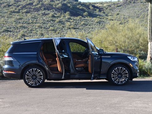 Used 2020 Lincoln Aviator Black Label w/ Dynamic Handling Package image 10