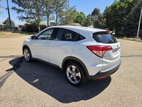 Used 2016 Honda HR-V EX image 3