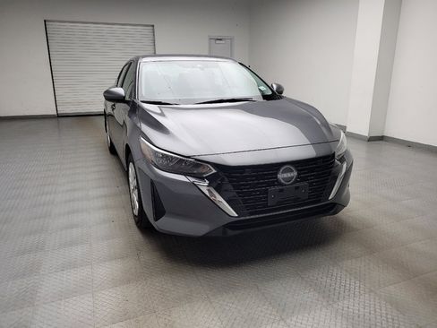 Used 2025 Nissan Sentra S FWD image 14