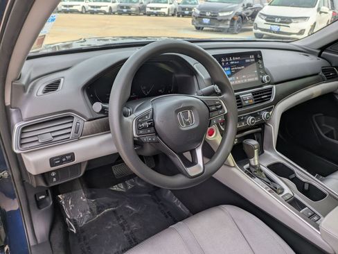 Certified 2020 Honda Accord EX image 11