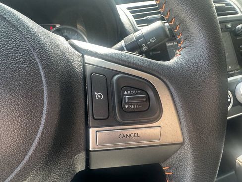 Used 2016 Subaru Crosstrek 2.0i Limited AWD/4WD image 6