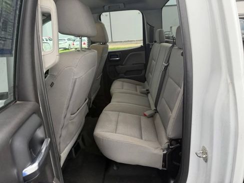 Used 2018 Chevrolet Silverado 1500 Custom RWD image 20