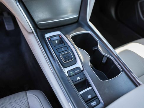 Certified 2019 Honda Accord EX-L image 13