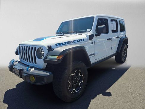 Used 2023 Jeep Wrangler Unlimited Rubicon 4xe w/ Cold Weather Group AWD/4WD image 7