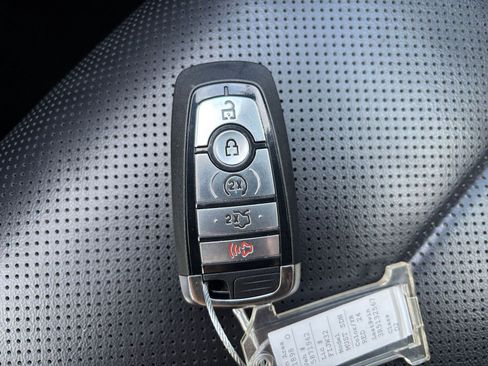 Used 2024 Ford Mustang Premium image 23