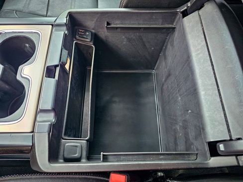 Used 2015 GMC Sierra 3500 Denali w/ Suspension Package, Off-Road image 29